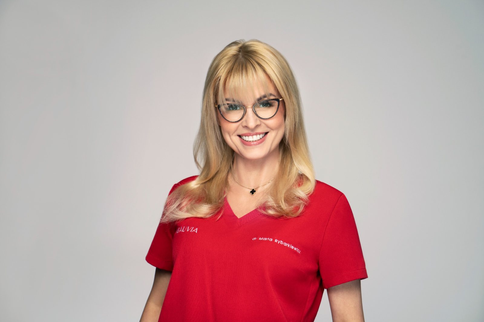 Dr Beata Dethloff — portret ekspercki Neauvia